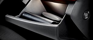 Hyundai i10: Porta-luvas fechado Hyundai i10: Porta-luvas fechado