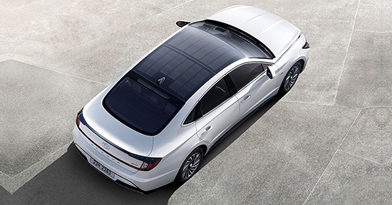 Hyundai lança primeiro modelo com sistema de carregamento solar
