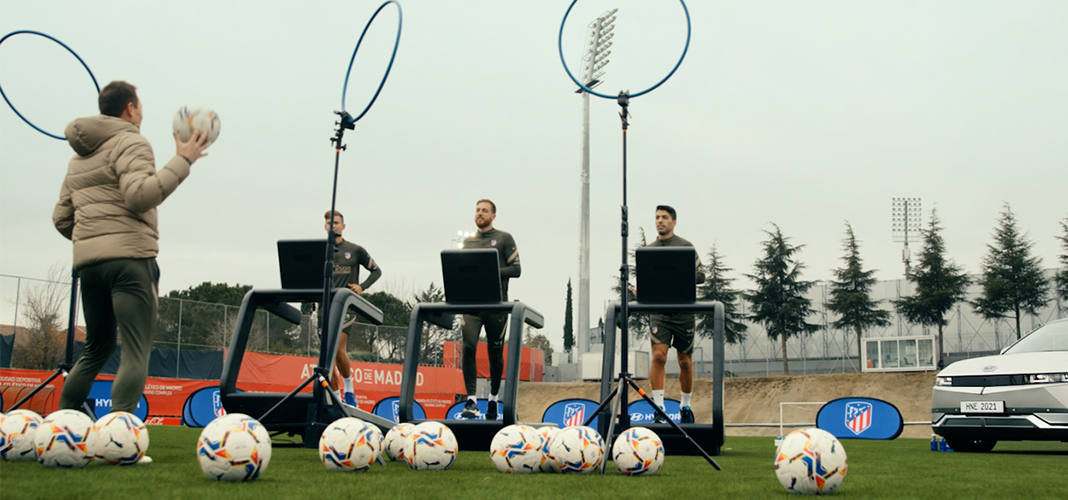 Hyundai treina com Atlético de Madrid