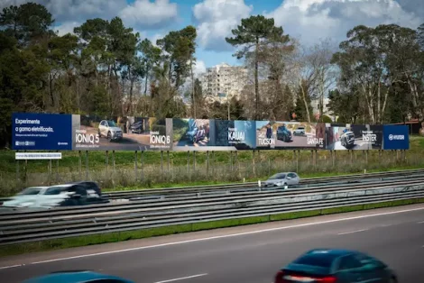 A Hyundai inaugura um dos maiores outdoors do norte do país, na VCI