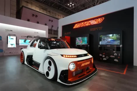 HYUNDAI entra no universo das corridas drift virtuais com o concept car 100% elétrico INSTEROID